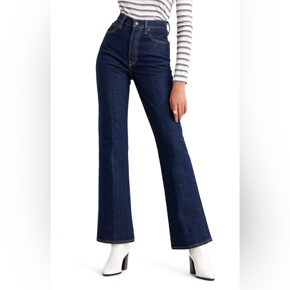 Levi’s Premium Ribcage Bootcut Women’s Jeans in High Key - 27x33 (NEW W/TAGS!) - Picture 2 of 9